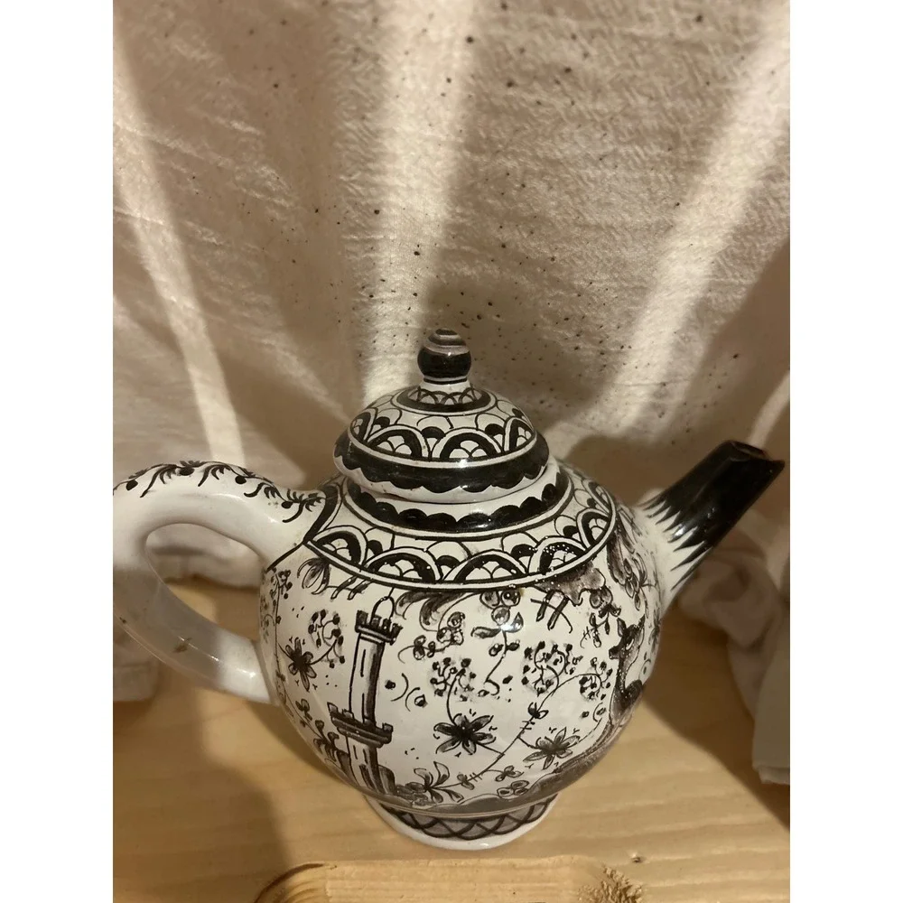 Soure Portugal Hand Painted Teapot Sec XVII Black White Rabbit Castle Pottery